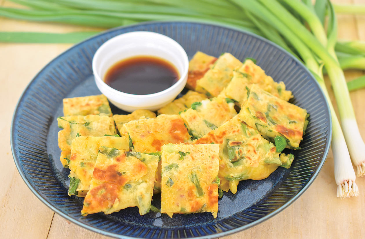 葉ニンニクのチヂミの写真